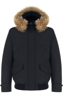 Пуховый бомбер на молнии с меховой отделкой воротника Woolrich