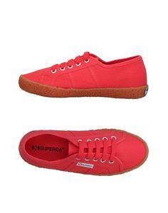 Низкие кеды и кроссовки Superga