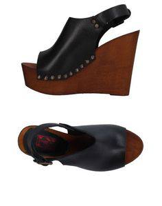 Сандалии Divine Follie