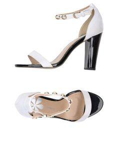 Сандалии Divine Follie