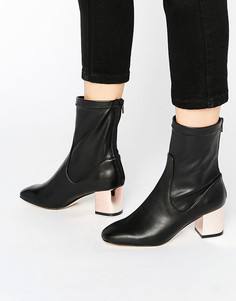 Облегающие ботильоны на металлическом блочном каблуке River Island - Черный