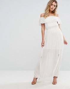 Ажурное платье макси с открытыми плечами River Island - Белый