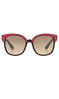 Солнцезащитные очки special project collection - Prada