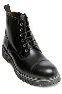 Boots British passport