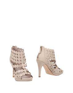 Полусапоги и высокие ботинки Sargossa