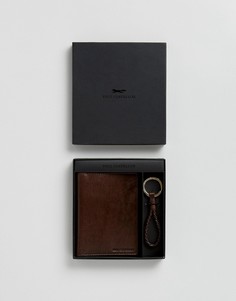 Подарочный набор с кожаной обложкой для паспорта и брелком для ключей Paul Costelloe - Коричневый