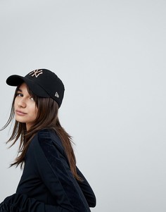 Кепка с металлическим значком NY цвета розового золота New Era 9Forty - Черный