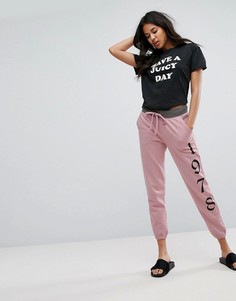 Спортивные брюки с логотипом в готическом стиле Juicy By Juicy Couture - Розовый