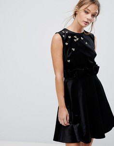 Короткое приталенное бархатное платье с отделкой Ted Baker - Черный