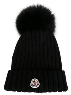 шапка с помпоном  Moncler