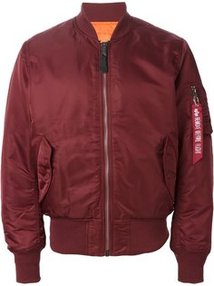 классическая куртка-бомбер  Alpha Industries