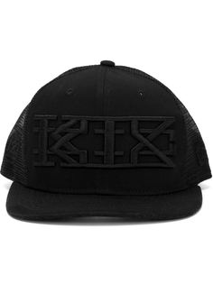 кепка с вышивкой логотипа KTZ