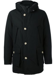 пуховик с высоким воротом Woolrich