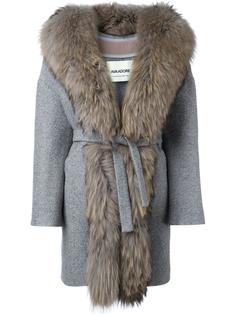 пальто с меховой отделкой Ava Adore