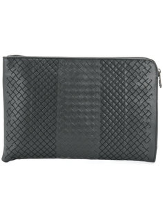 объемный плетеный клатч на молнии Bottega Veneta