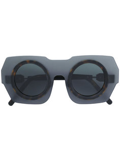 солнцезащитные очки в двухцветной оправе Kuboraum