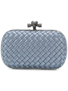 клатч с плетеным дизайном Bottega Veneta