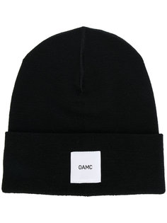 вязаная шапка с логотипом Oamc