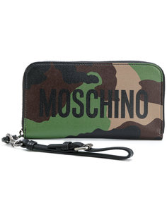 кошелек с камуфляжным узором и логотипом Moschino