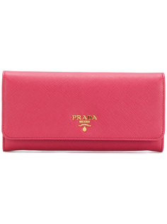 классический удлиненный кошелек Prada