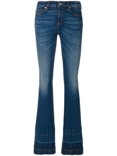 расклешенные джинсы с эффектом потертости Love Moschino