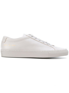 кроссовки на шнуровке Common Projects