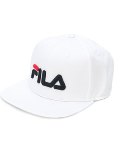 кепка с логотипом Fila