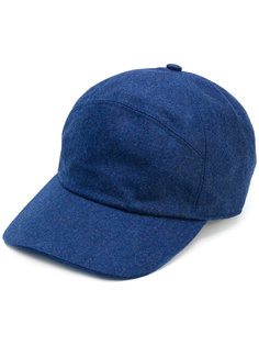 кепка с вышивкой Hackett