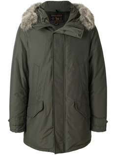 парка на пуху с капюшоном Woolrich