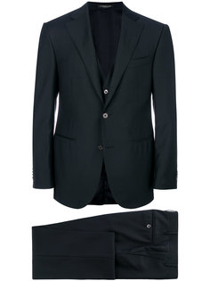 деловой костюм Corneliani