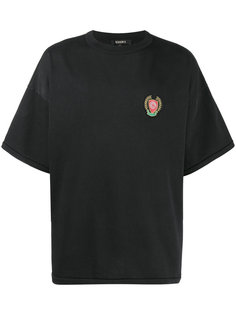 Yeezy season 5 outlet crest logo tee