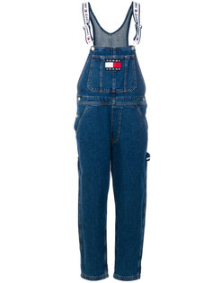 джинсовый комбинезон мешковатого кроя Tommy Jeans