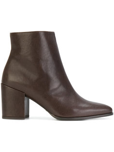 ботинки на среднем каблуке Stuart Weitzman