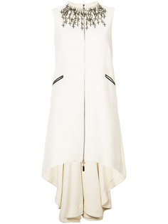 платье с крестообразным украшением и неравномерным подолом Thomas Wylde