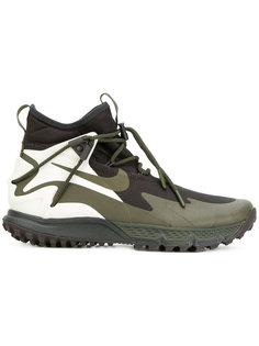 кроссовки Terra Sertig Nike