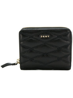 стеганый кошелек в полоску  DKNY