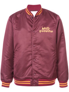 куртка-бомбер с принтом-логотипом White Mountaineering