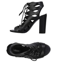 Сандалии Guess