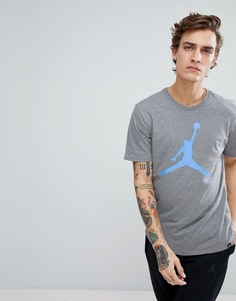 Серая футболка с большим логотипом Nike Jordan 908017-091 - Серый