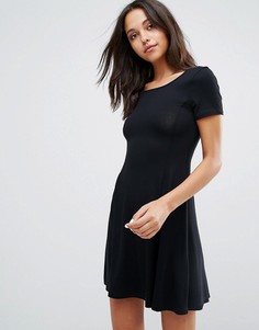 Короткое приталенное платье Pimkie - Черный