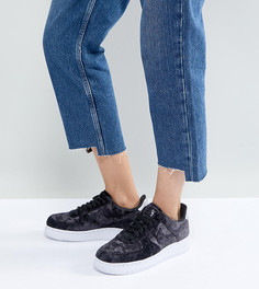 Черные бархатные кроссовки Nike Air Force 1 07 - Черный