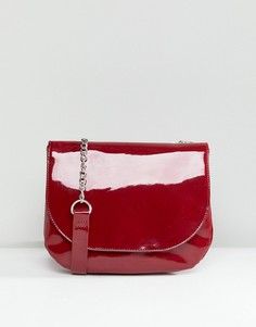 Лакированная сумка-седло с ремешком через плечо Monki - Красный