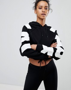 Черный укороченный худи с логотипом на рукавах Ivy Park - Черный