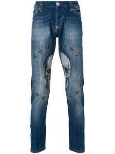 джинсы с черепом и звездами Philipp Plein