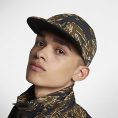 Бейсболка с застежкой NikeLab Essentials Pro