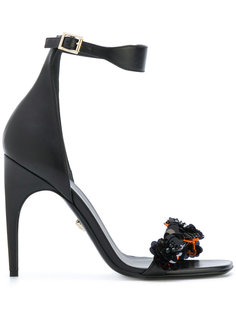 босоножки с цветами из пайеток Versace