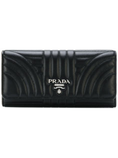 стеганый континентальный кошелек Prada