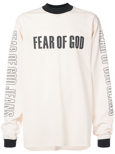 топ с принтом логотипа Fear Of God