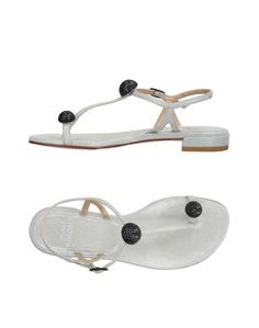 Вьетнамки Stuart Weitzman