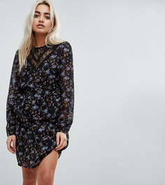 Короткое приталенное платье с принтом роз и кружевной вставкой Vero Moda Petite - Мульти